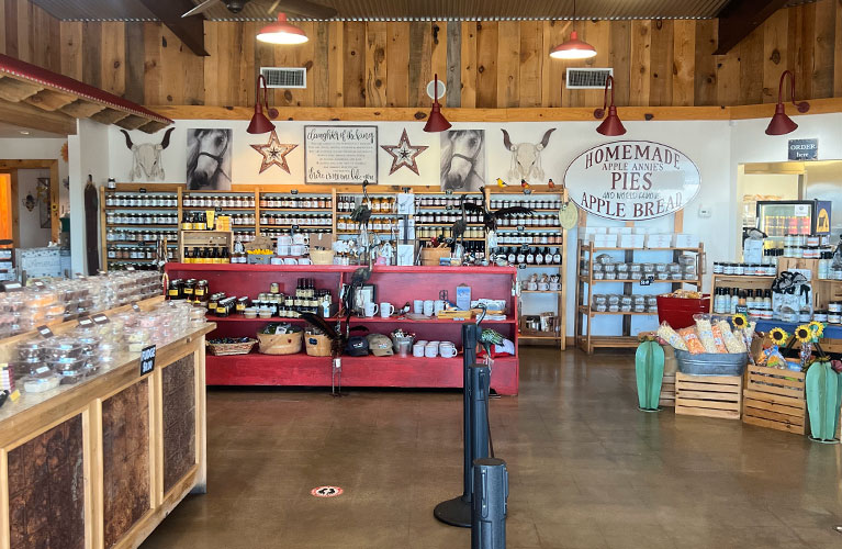 Stop by our Country Store year round for amazing gifts, jar goods, bakery items, and lunchtime favorites!