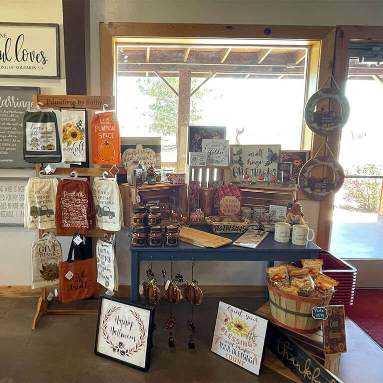 Explore the Apple Annie's Country Store for great gifts, decor items, holiday decor, and delicious jar goods!